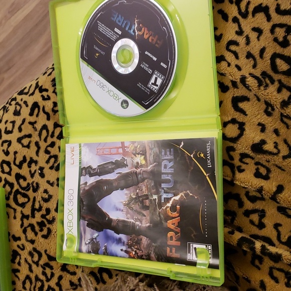 Xbox 360 fracture - Picture 2 of 2